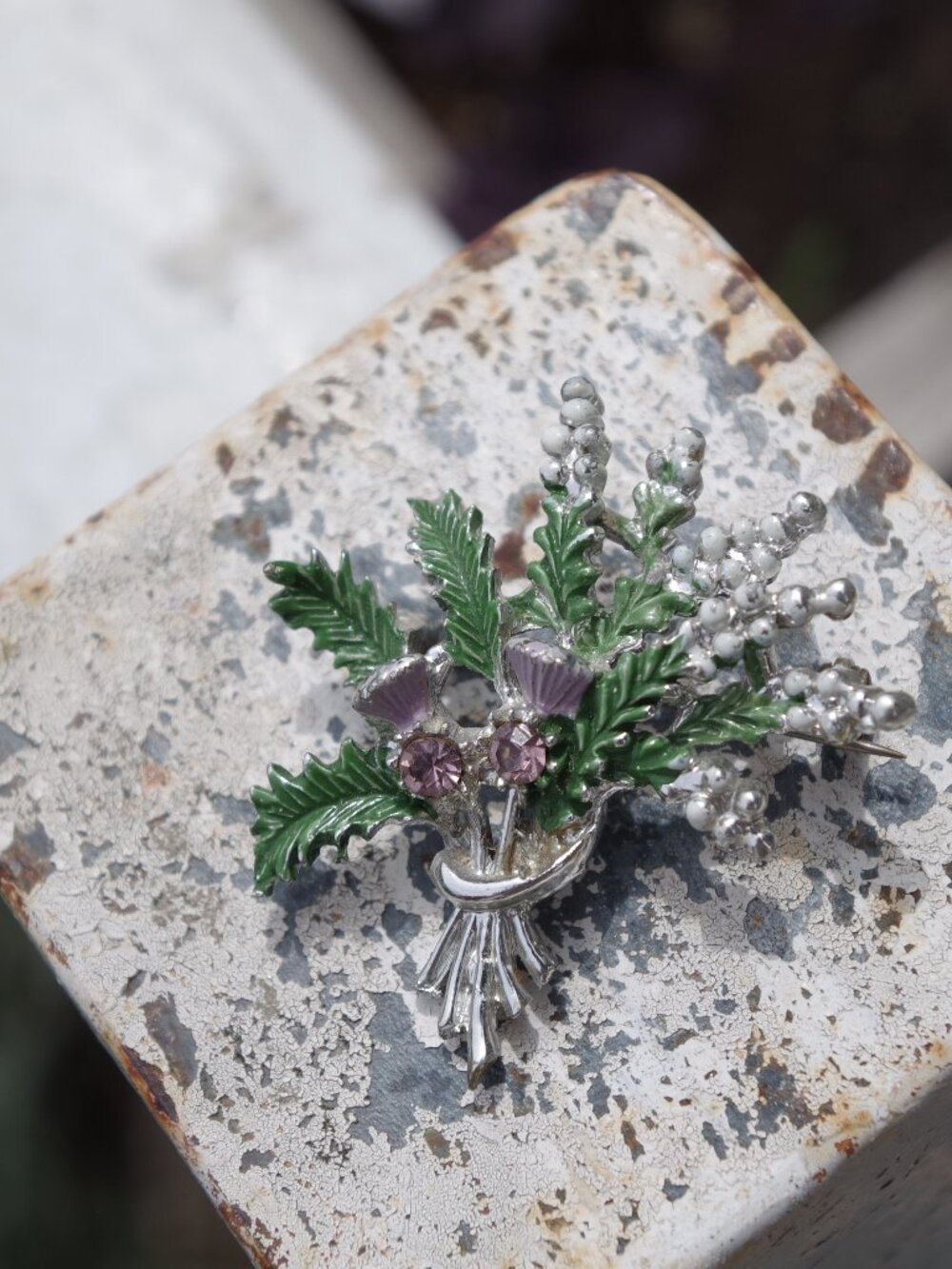 Floral Brooch Exquisite Vintage Scottish Lucky Heather Brooch Hand Painted
